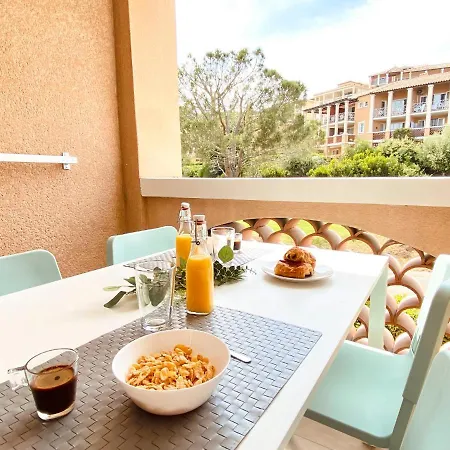 Village Cap Esterel - L'esquinade-64 By Interhome Apartment