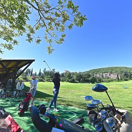 Appartement L'esquinade - J2 206 By Interhome