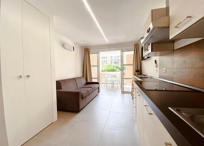 Appartamento L'esquinade - J2 206 By Interhome Saint-Raphaël
