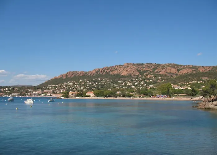 Апартаменты L'esquinade - J2 206 By Interhome *