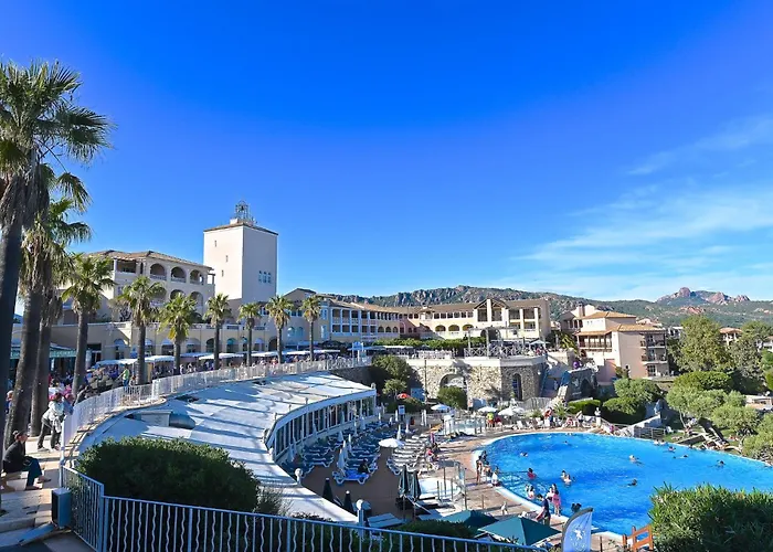 Апартаменты L'esquinade - J2 206 By Interhome Сен-Рафаэль